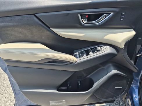 Used 2019 Subaru Ascent Limited w/ Popular Package #3 AWD/4WD image 9