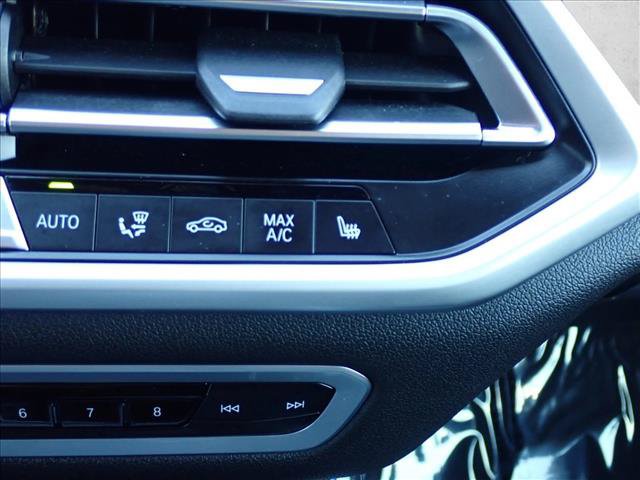 Used 2021 BMW X5 xDrive45e w/ Parking Assistance Package AWD/4WD image 22