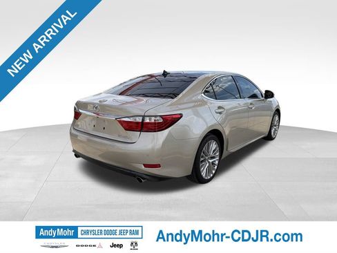Used 2013 Lexus ES 350 FWD image 7