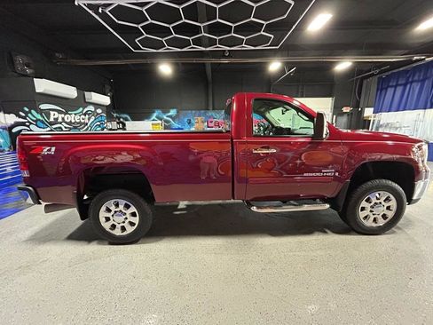 Used 2007 GMC Sierra 2500 SLE w/ Z71 Off-Road Package image 7