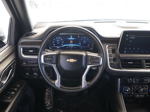 Used 2023 Chevrolet Suburban Premier RWD image 24