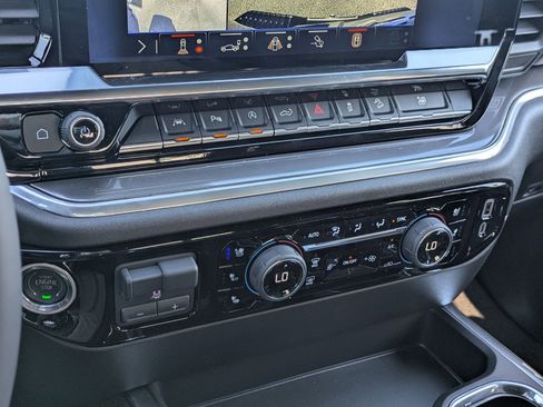 New 2025 Chevrolet Silverado 1500 High Country w/ Midnight Edition image 18