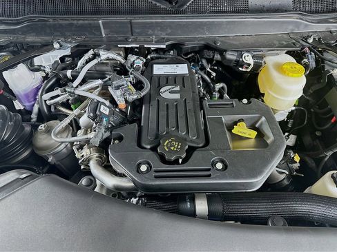 New 2026 RAM 3500 Tradesman AWD/4WD image 18