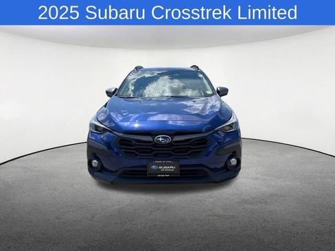 Used 2025 Subaru Crosstrek 2.5i Limited AWD/4WD image 17