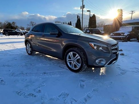 Used 2019 Mercedes-Benz GLA 250 4MATIC image 7
