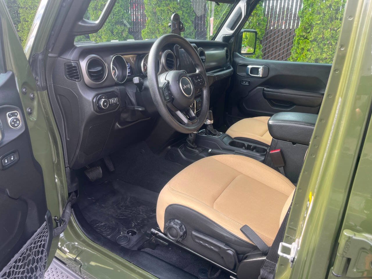 Used 2021 Jeep Wrangler Unlimited Sport AWD/4WD image 8