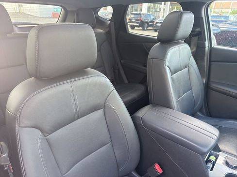 Used 2019 Chevrolet Blazer LT w/ Sun and Wheels Package FWD image 21