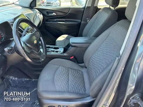 Used 2018 Chevrolet Equinox LT w/ Sun & Infotainment Package FWD image 12