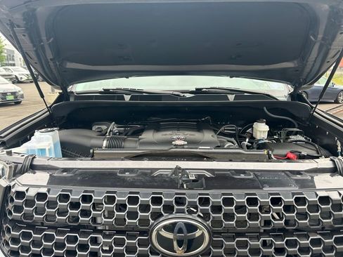 Used 2021 Toyota Tundra SR5 w/ TRD Off-Road Package AWD/4WD image 30