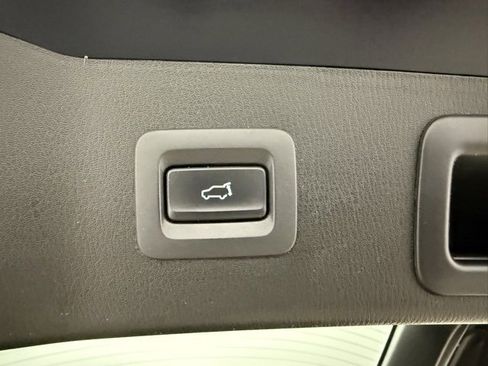 Used 2020 MAZDA CX-5 Touring image 26