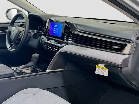 New 2025 Toyota Camry LE w/ Convenience Package FWD image 27