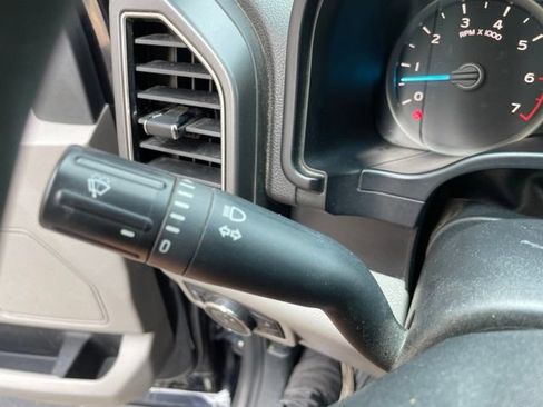 Used 2019 Ford F150 XLT AWD/4WD image 35