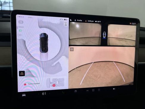 Used 2024 Tesla Model Y 2WD image 15