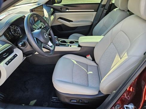 Used 2023 Nissan Altima 2.5 SL image 16