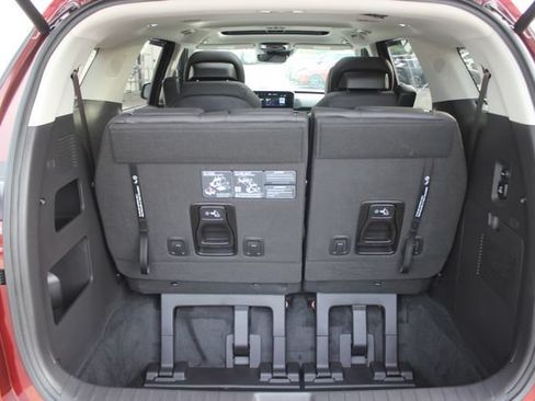 Used 2024 Kia Carnival SX Prestige FWD image 29