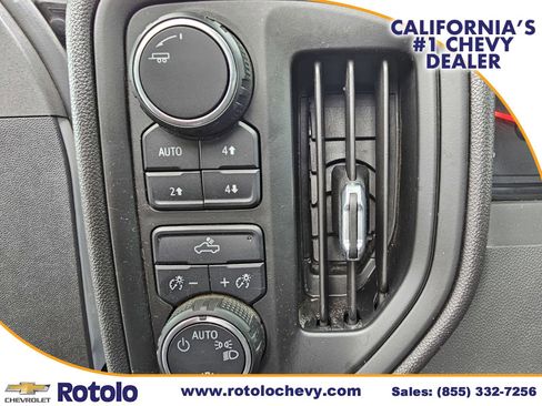 Used 2024 Chevrolet Silverado 1500 Custom Trail Boss w/ Turbomax Blackout Package AWD/4WD image 28