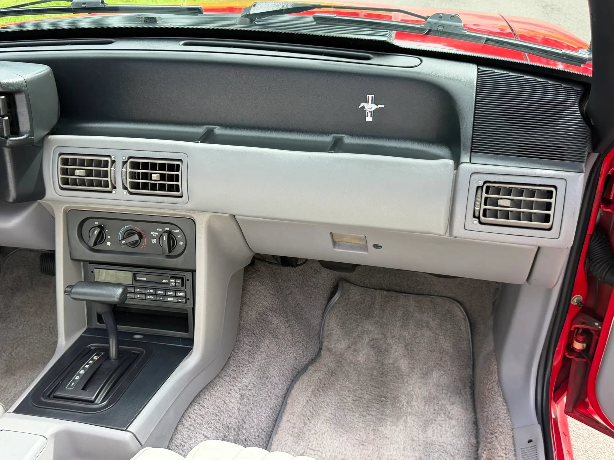 Used 1993 Ford Mustang GT RWD image 44