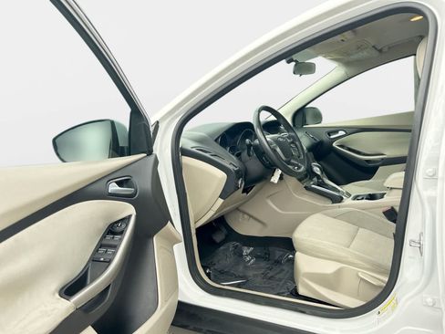 Used 2012 Ford Focus SEL FWD image 11