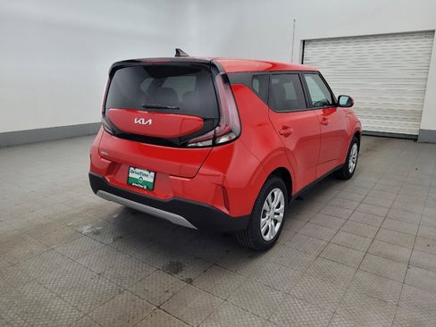 Used 2025 Kia Soul LX image 9