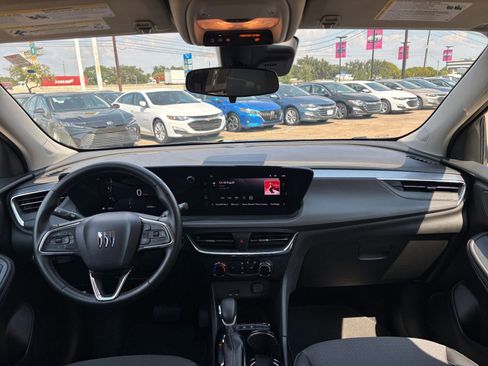 Used 2025 Buick Encore GX Preferred image 31