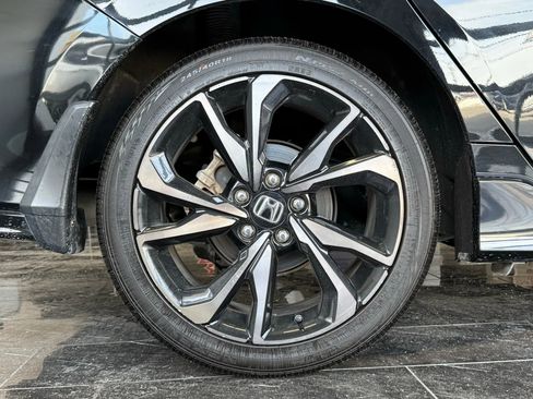 Used 2018 Honda Civic Sport image 26