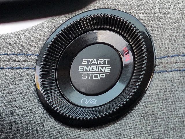 Certified 2022 Jeep Compass Latitude AWD/4WD image 30