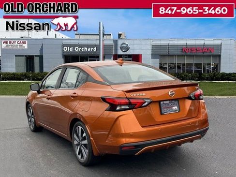 Used 2021 Nissan Versa SR image 8