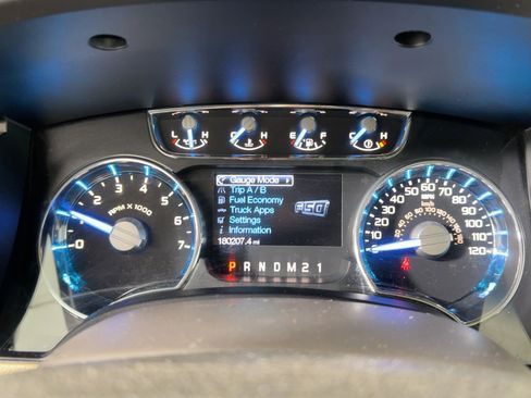 Used 2011 Ford F150 Lariat w/ Lariat Chrome Pkg image 15