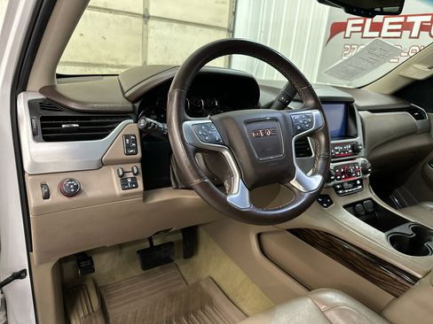 Used 2016 GMC Yukon XL SLT w/ Open Road Package image 26