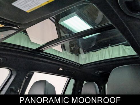 Used 2023 BMW X7 M60i w/ M Sport Professional Package image 17