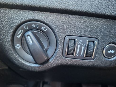 Used 2023 Dodge Charger GT image 11