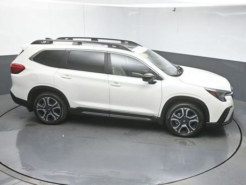 Used 2025 Subaru Ascent Limited w/ Popular Package #1 AWD/4WD image 50