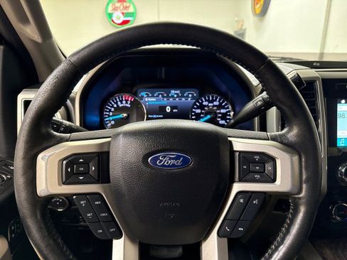 Used 2019 Ford F250 Lariat w/ Lariat Ultimate Package image 31