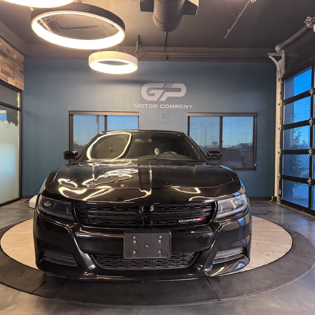 Used 2023 Dodge Charger SXT w/ Blacktop Package RWD image 8