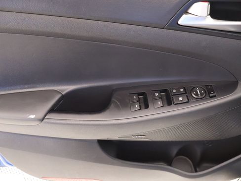 Used 2019 Hyundai Tucson Sport image 15