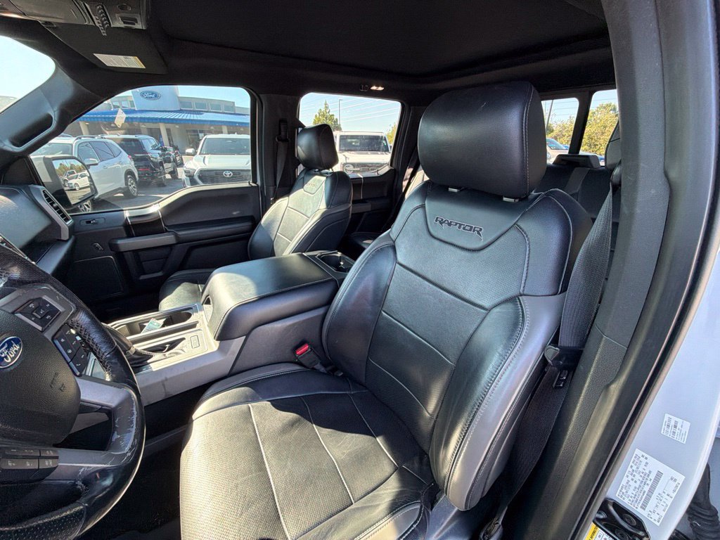 Used 2017 Ford F150 Raptor w/ Equipment Group 802A Luxury AWD/4WD image 10