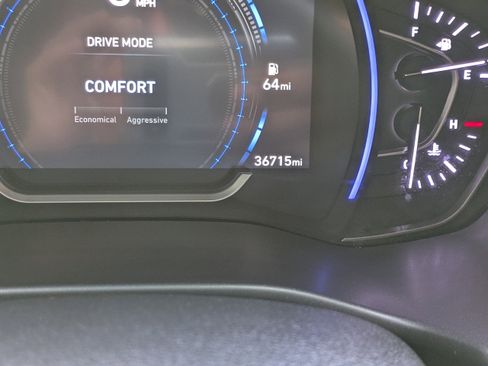 Used 2019 Hyundai Santa Fe Limited w/ Cargo Package image 24