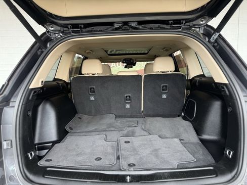 Used 2022 Jeep Grand Cherokee Limited w/ Luxury Tech Group II image 40