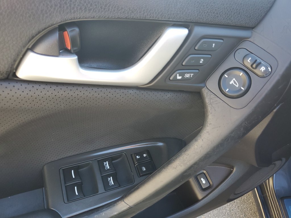 Used 2013 Acura TSX w/ Technology Package FWD image 18