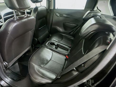 Used 2018 Chevrolet Spark ACTIV image 25
