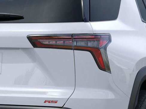 New 2026 Chevrolet Equinox RS image 12