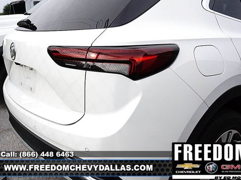 Used 2021 Buick Envision Essence w/ Technology Package I image 9