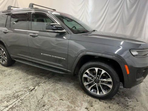 Used 2022 Jeep Grand Cherokee L Overland AWD/4WD image 3