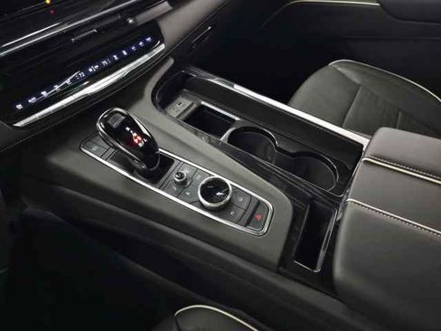 Used 2021 Cadillac Escalade Sport w/ Driver Assist Tech Package AWD/4WD image 35