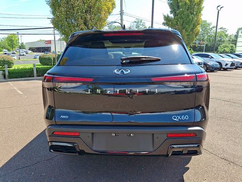 Certified 2024 INFINITI QX60 Luxe AWD/4WD image 5