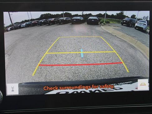 Used 2025 Toyota RAV4 LE AWD/4WD image 3