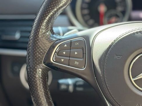 Used 2018 Mercedes-Benz GLS 550 4MATIC image 27