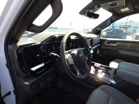 New 2026 Chevrolet Silverado 1500 LTZ w/ LTZ Premium Package image 16