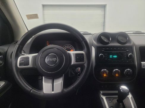 Used 2017 Jeep Compass High Altitude AWD/4WD image 22