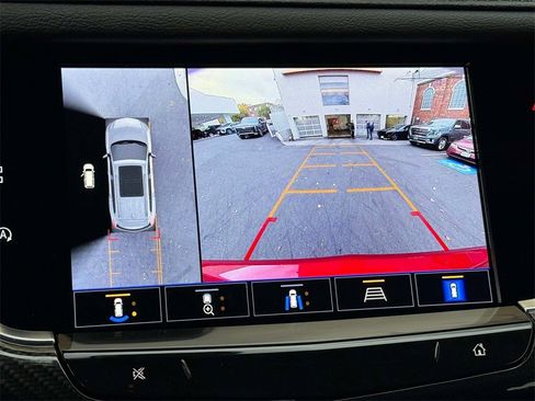 Used 2024 Cadillac XT6 Sport w/ Technology Package image 7